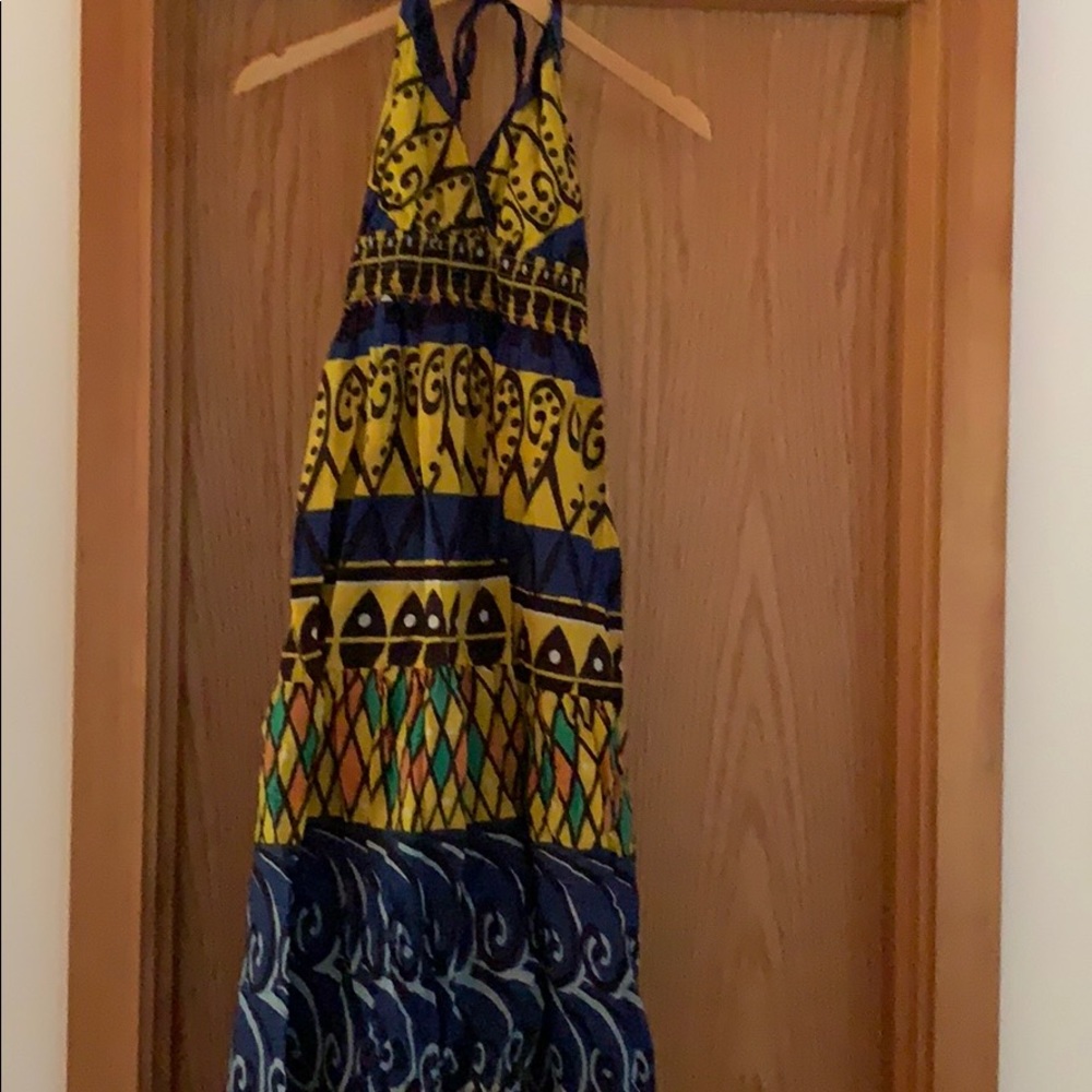 Halter midi